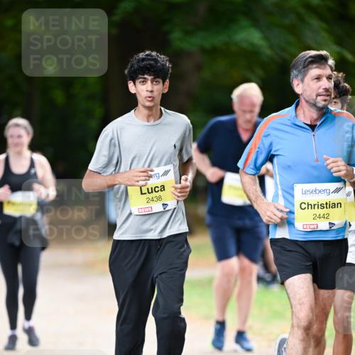 31.08.2025 - 21. Blankeneser Heldenlauf Dr. Thomas Lammeyer http://msf.ph/oto/8632553 31.08.2025 10:21:37 Laufen 2438, 2442 meine-sportfotos.de