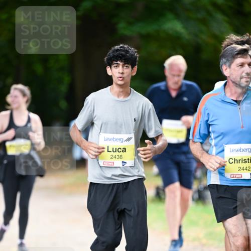 31.08.2025 - 21. Blankeneser Heldenlauf Dr. Thomas Lammeyer http://msf.ph/oto/8632555 31.08.2025 10:21:37 Laufen 2438, 2442 meine-sportfotos.de
