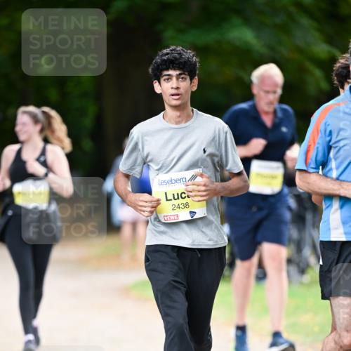 31.08.2025 - 21. Blankeneser Heldenlauf Dr. Thomas Lammeyer http://msf.ph/oto/8632557 31.08.2025 10:21:38 Laufen 2438 meine-sportfotos.de