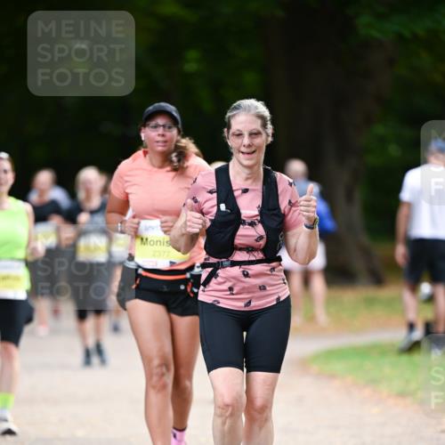 31.08.2025 - 21. Blankeneser Heldenlauf Dr. Thomas Lammeyer http://msf.ph/oto/8632625 31.08.2025 10:21:54 Laufen 2377 meine-sportfotos.de
