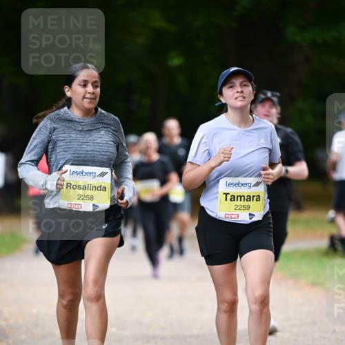 31.08.2025 - 21. Blankeneser Heldenlauf Dr. Thomas Lammeyer http://msf.ph/oto/8632734 31.08.2025 10:22:19 Laufen 2258, 2259 meine-sportfotos.de