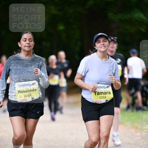 31.08.2025 - 21. Blankeneser Heldenlauf Dr. Thomas Lammeyer http://msf.ph/oto/8632736 31.08.2025 10:22:19 Laufen 2258, 2259 meine-sportfotos.de