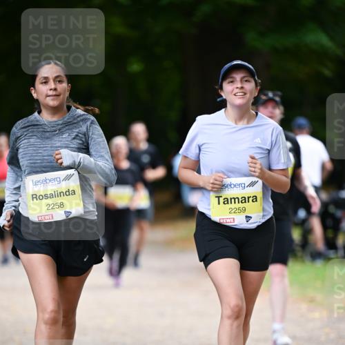 31.08.2025 - 21. Blankeneser Heldenlauf Dr. Thomas Lammeyer http://msf.ph/oto/8632737 31.08.2025 10:22:20 Laufen 2258, 2259 meine-sportfotos.de