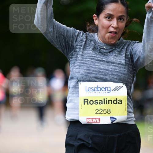 31.08.2025 - 21. Blankeneser Heldenlauf Dr. Thomas Lammeyer http://msf.ph/oto/8632751 31.08.2025 10:22:22 Laufen 2258 meine-sportfotos.de