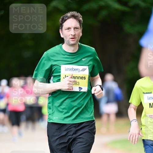 31.08.2025 - 21. Blankeneser Heldenlauf Dr. Thomas Lammeyer http://msf.ph/oto/8632848 31.08.2025 10:22:41 Laufen 083 meine-sportfotos.de