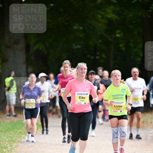 31.08.2025 - 21. Blankeneser Heldenlauf Dr. Thomas Lammeyer http://msf.ph/oto/8632870 31.08.2025 10:22:47 Laufen 2290, 202, 2289 meine-sportfotos.de