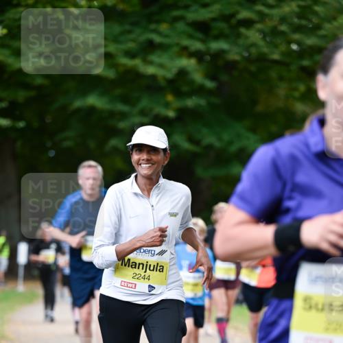31.08.2025 - 21. Blankeneser Heldenlauf Dr. Thomas Lammeyer http://msf.ph/oto/8632927 31.08.2025 10:22:58 Laufen 2244 meine-sportfotos.de