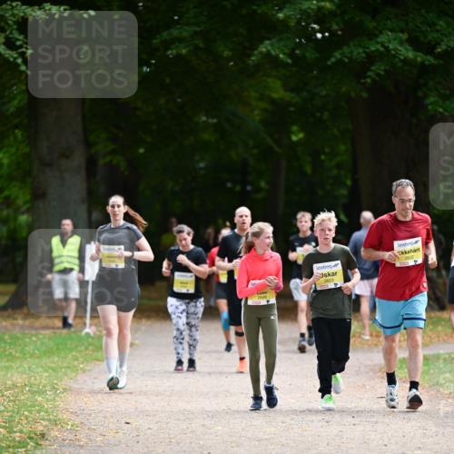 31.08.2025 - 21. Blankeneser Heldenlauf Dr. Thomas Lammeyer http://msf.ph/oto/8633008 31.08.2025 10:23:16 Laufen 2696, 2623, 2622 meine-sportfotos.de