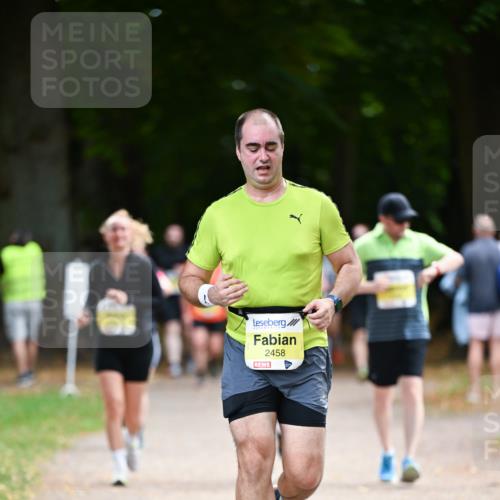 31.08.2025 - 21. Blankeneser Heldenlauf Dr. Thomas Lammeyer http://msf.ph/oto/8633069 31.08.2025 10:23:33 Laufen 2458 meine-sportfotos.de