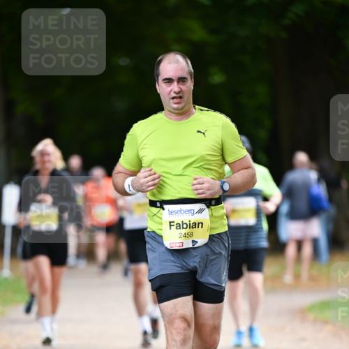 31.08.2025 - 21. Blankeneser Heldenlauf Dr. Thomas Lammeyer http://msf.ph/oto/8633072 31.08.2025 10:23:33 Laufen 2458 meine-sportfotos.de