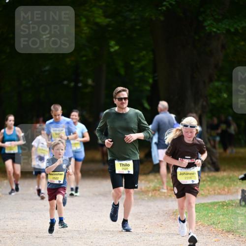 31.08.2025 - 21. Blankeneser Heldenlauf Dr. Thomas Lammeyer http://msf.ph/oto/8633260 31.08.2025 10:24:23 Laufen 2522, 2520, 2316 meine-sportfotos.de