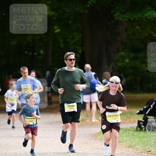 31.08.2025 - 21. Blankeneser Heldenlauf Dr. Thomas Lammeyer http://msf.ph/oto/8633266 31.08.2025 10:24:24 Laufen 2522, 2520, 2316, 60 meine-sportfotos.de