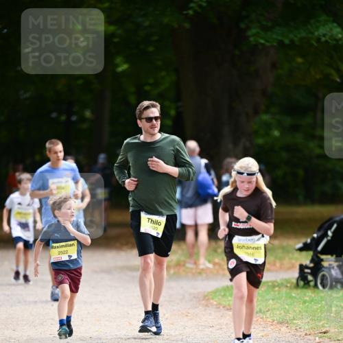 31.08.2025 - 21. Blankeneser Heldenlauf Dr. Thomas Lammeyer http://msf.ph/oto/8633267 31.08.2025 10:24:24 Laufen 2522, 2520, 316 meine-sportfotos.de