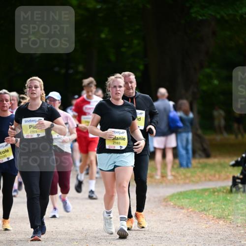 31.08.2025 - 21. Blankeneser Heldenlauf Dr. Thomas Lammeyer http://msf.ph/oto/8633418 31.08.2025 10:24:55 Laufen 2590, 2165, 2163, 9111 meine-sportfotos.de
