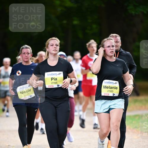 31.08.2025 - 21. Blankeneser Heldenlauf Dr. Thomas Lammeyer http://msf.ph/oto/8633431 31.08.2025 10:24:58 Laufen 2590, 2165, 2163 meine-sportfotos.de
