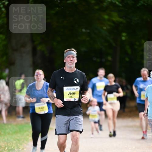 31.08.2025 - 21. Blankeneser Heldenlauf Dr. Thomas Lammeyer http://msf.ph/oto/8633680 31.08.2025 10:26:25 Laufen 2573 meine-sportfotos.de