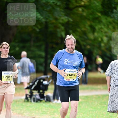 31.08.2025 - 21. Blankeneser Heldenlauf Dr. Thomas Lammeyer http://msf.ph/oto/8633719 31.08.2025 10:26:32 Laufen 2596, 2021, 2610 meine-sportfotos.de