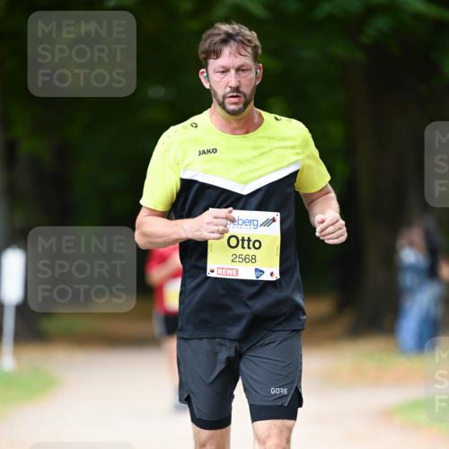 31.08.2025 - 21. Blankeneser Heldenlauf Dr. Thomas Lammeyer http://msf.ph/oto/8633899 31.08.2025 10:27:13 Laufen 2568 meine-sportfotos.de