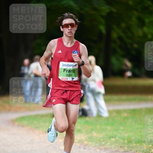 31.08.2025 - 21. Blankeneser Heldenlauf Dr. Thomas Lammeyer http://msf.ph/oto/8633927 31.08.2025 10:27:30 Laufen 3544, 90 meine-sportfotos.de