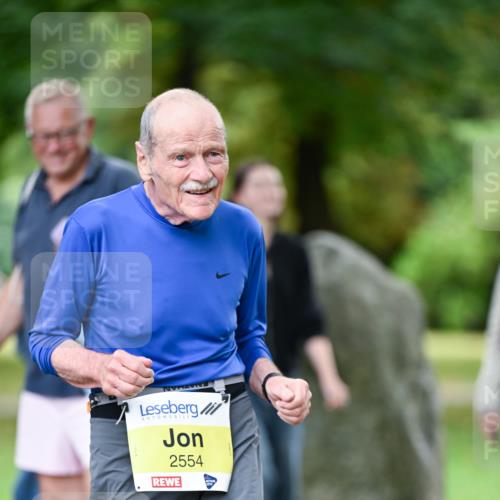 31.08.2025 - 21. Blankeneser Heldenlauf Dr. Thomas Lammeyer http://msf.ph/oto/8633992 31.08.2025 10:27:53 Laufen 2554 meine-sportfotos.de