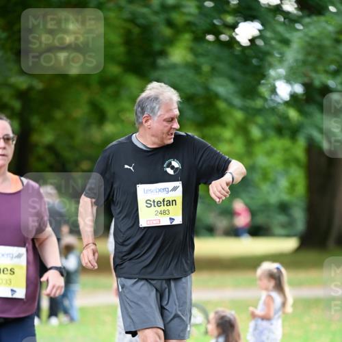 31.08.2025 - 21. Blankeneser Heldenlauf Dr. Thomas Lammeyer http://msf.ph/oto/8634080 31.08.2025 10:28:33 Laufen 033, 2483 meine-sportfotos.de