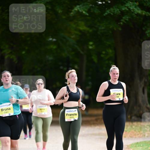 31.08.2025 - 21. Blankeneser Heldenlauf Dr. Thomas Lammeyer http://msf.ph/oto/8634278 31.08.2025 10:30:06 Laufen 2361, 2225, 188 meine-sportfotos.de