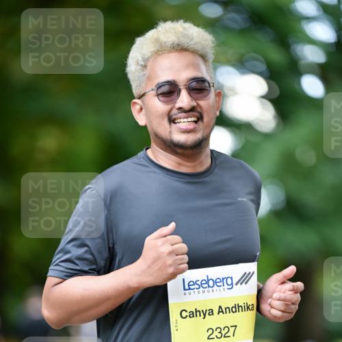 31.08.2025 - 21. Blankeneser Heldenlauf Dr. Thomas Lammeyer http://msf.ph/oto/8634388 31.08.2025 10:30:51 Laufen 6, 5, 2327 meine-sportfotos.de