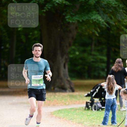 31.08.2025 - 21. Blankeneser Heldenlauf Dr. Thomas Lammeyer http://msf.ph/oto/8634405 31.08.2025 10:31:12 Laufen 4, 3702 meine-sportfotos.de