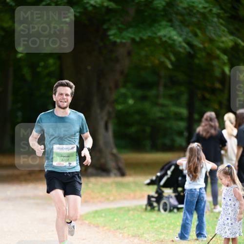 31.08.2025 - 21. Blankeneser Heldenlauf Dr. Thomas Lammeyer http://msf.ph/oto/8634407 31.08.2025 10:31:13 Laufen 3702, 50 meine-sportfotos.de