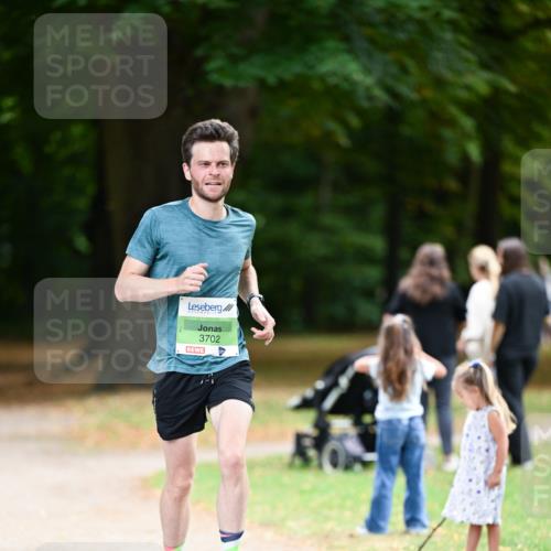 31.08.2025 - 21. Blankeneser Heldenlauf Dr. Thomas Lammeyer http://msf.ph/oto/8634413 31.08.2025 10:31:14 Laufen 3702 meine-sportfotos.de