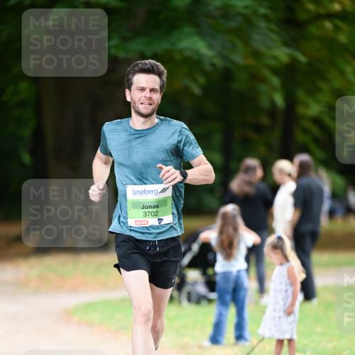 31.08.2025 - 21. Blankeneser Heldenlauf Dr. Thomas Lammeyer http://msf.ph/oto/8634416 31.08.2025 10:31:14 Laufen 3702 meine-sportfotos.de