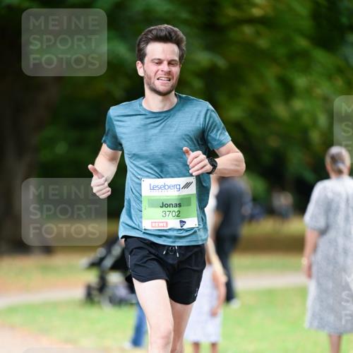 31.08.2025 - 21. Blankeneser Heldenlauf Dr. Thomas Lammeyer http://msf.ph/oto/8634421 31.08.2025 10:31:15 Laufen 3702 meine-sportfotos.de
