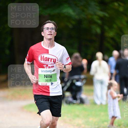 31.08.2025 - 21. Blankeneser Heldenlauf Dr. Thomas Lammeyer http://msf.ph/oto/8634440 31.08.2025 10:31:52 Laufen 1688, 3518 meine-sportfotos.de