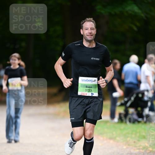 31.08.2025 - 21. Blankeneser Heldenlauf Dr. Thomas Lammeyer http://msf.ph/oto/8634559 31.08.2025 10:33:31 Laufen 3723 meine-sportfotos.de