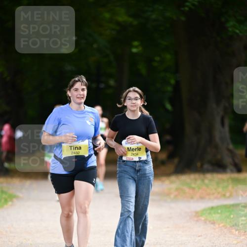 31.08.2025 - 21. Blankeneser Heldenlauf Dr. Thomas Lammeyer http://msf.ph/oto/8634570 31.08.2025 10:33:34 Laufen 2432, 2434 meine-sportfotos.de