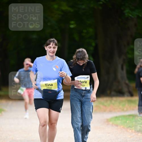 31.08.2025 - 21. Blankeneser Heldenlauf Dr. Thomas Lammeyer http://msf.ph/oto/8634578 31.08.2025 10:33:35 Laufen 2432, 2434 meine-sportfotos.de