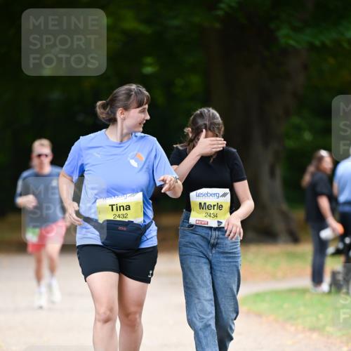 31.08.2025 - 21. Blankeneser Heldenlauf Dr. Thomas Lammeyer http://msf.ph/oto/8634584 31.08.2025 10:33:35 Laufen 2432, 2434 meine-sportfotos.de