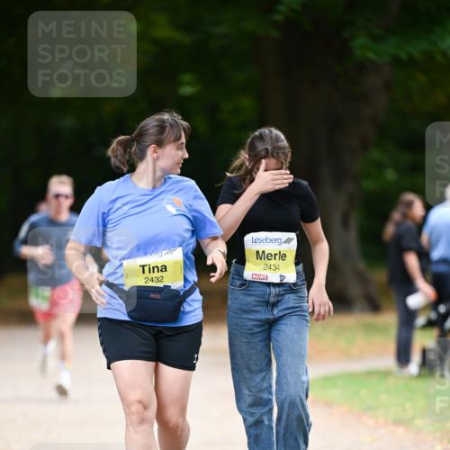 31.08.2025 - 21. Blankeneser Heldenlauf Dr. Thomas Lammeyer http://msf.ph/oto/8634585 31.08.2025 10:33:36 Laufen 2432, 2434 meine-sportfotos.de
