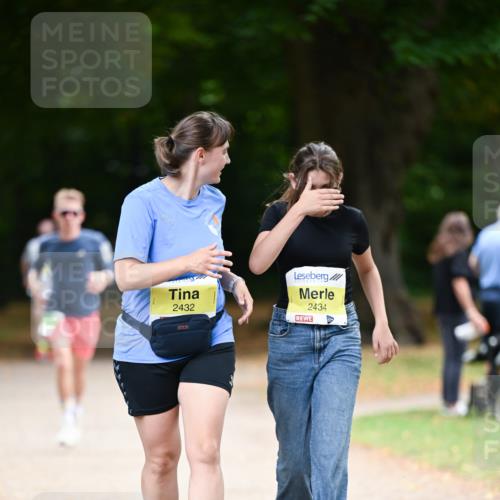 31.08.2025 - 21. Blankeneser Heldenlauf Dr. Thomas Lammeyer http://msf.ph/oto/8634587 31.08.2025 10:33:36 Laufen 2432, 2434 meine-sportfotos.de