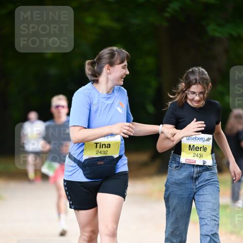 31.08.2025 - 21. Blankeneser Heldenlauf Dr. Thomas Lammeyer http://msf.ph/oto/8634588 31.08.2025 10:33:37 Laufen 2432, 2434 meine-sportfotos.de