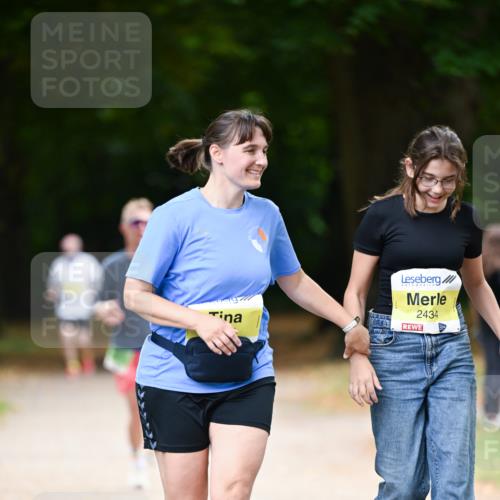 31.08.2025 - 21. Blankeneser Heldenlauf Dr. Thomas Lammeyer http://msf.ph/oto/8634589 31.08.2025 10:33:37 Laufen 2434 meine-sportfotos.de