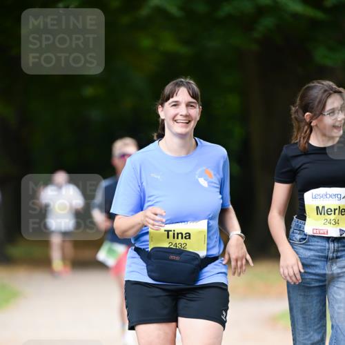 31.08.2025 - 21. Blankeneser Heldenlauf Dr. Thomas Lammeyer http://msf.ph/oto/8634590 31.08.2025 10:33:37 Laufen 2432, 2434 meine-sportfotos.de