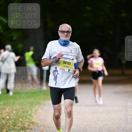 31.08.2025 - 21. Blankeneser Heldenlauf Dr. Thomas Lammeyer http://msf.ph/oto/8634624 31.08.2025 10:33:53 Laufen 2187 meine-sportfotos.de