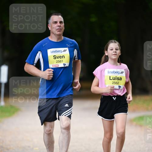 31.08.2025 - 21. Blankeneser Heldenlauf Dr. Thomas Lammeyer http://msf.ph/oto/8634647 31.08.2025 10:34:00 Laufen 2561, 2562 meine-sportfotos.de