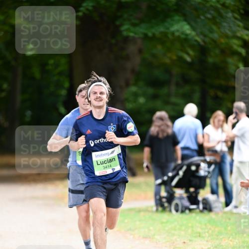 31.08.2025 - 21. Blankeneser Heldenlauf Dr. Thomas Lammeyer http://msf.ph/oto/8634711 31.08.2025 10:34:29 Laufen 3414 meine-sportfotos.de