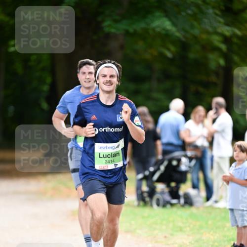 31.08.2025 - 21. Blankeneser Heldenlauf Dr. Thomas Lammeyer http://msf.ph/oto/8634715 31.08.2025 10:34:29 Laufen 3414 meine-sportfotos.de