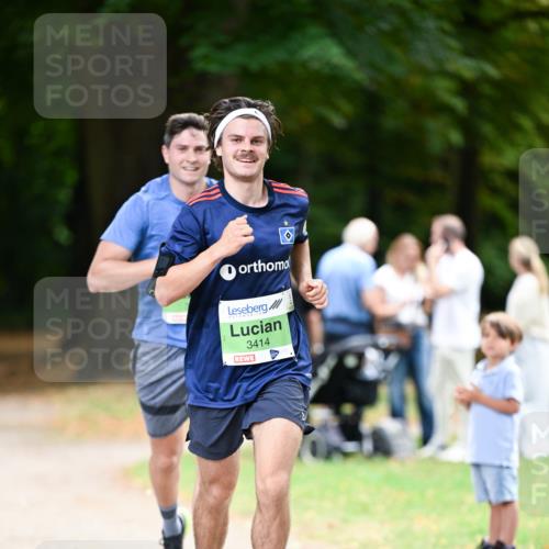 31.08.2025 - 21. Blankeneser Heldenlauf Dr. Thomas Lammeyer http://msf.ph/oto/8634718 31.08.2025 10:34:30 Laufen 3414 meine-sportfotos.de