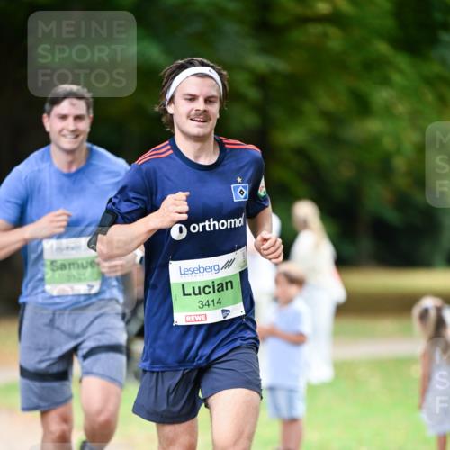31.08.2025 - 21. Blankeneser Heldenlauf Dr. Thomas Lammeyer http://msf.ph/oto/8634723 31.08.2025 10:34:30 Laufen 3191, 3414 meine-sportfotos.de