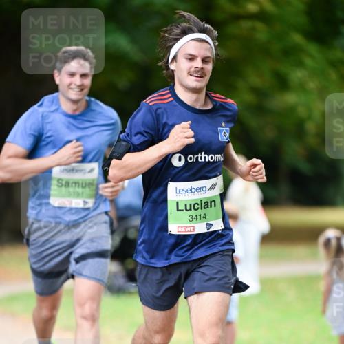 31.08.2025 - 21. Blankeneser Heldenlauf Dr. Thomas Lammeyer http://msf.ph/oto/8634724 31.08.2025 10:34:31 Laufen 3191, 3414 meine-sportfotos.de