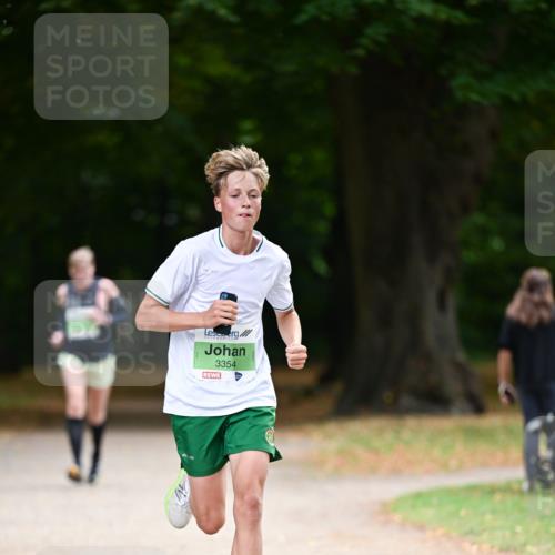31.08.2025 - 21. Blankeneser Heldenlauf Dr. Thomas Lammeyer http://msf.ph/oto/8634734 31.08.2025 10:34:34 Laufen 3354 meine-sportfotos.de